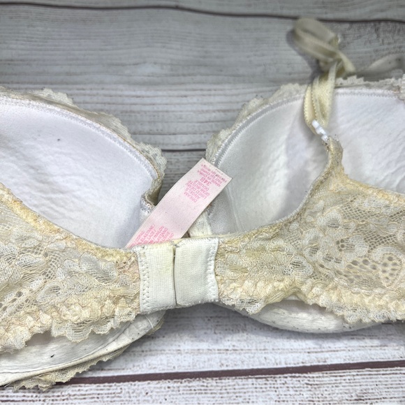 Victoria Secret Dream Angels Lined Demi Bra - Picture 9 of 16